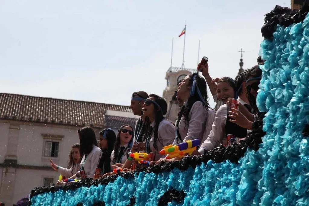 Eventos imperdiveis em coimbra queima das fitas — Distrito de Coimbra
