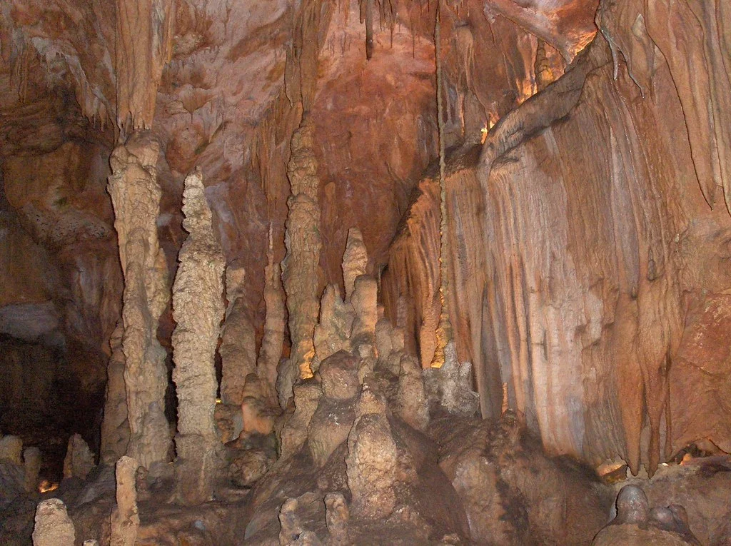 Dicas locais e curiosidade leiria grutas de mira de aire — Distrito de Leiria