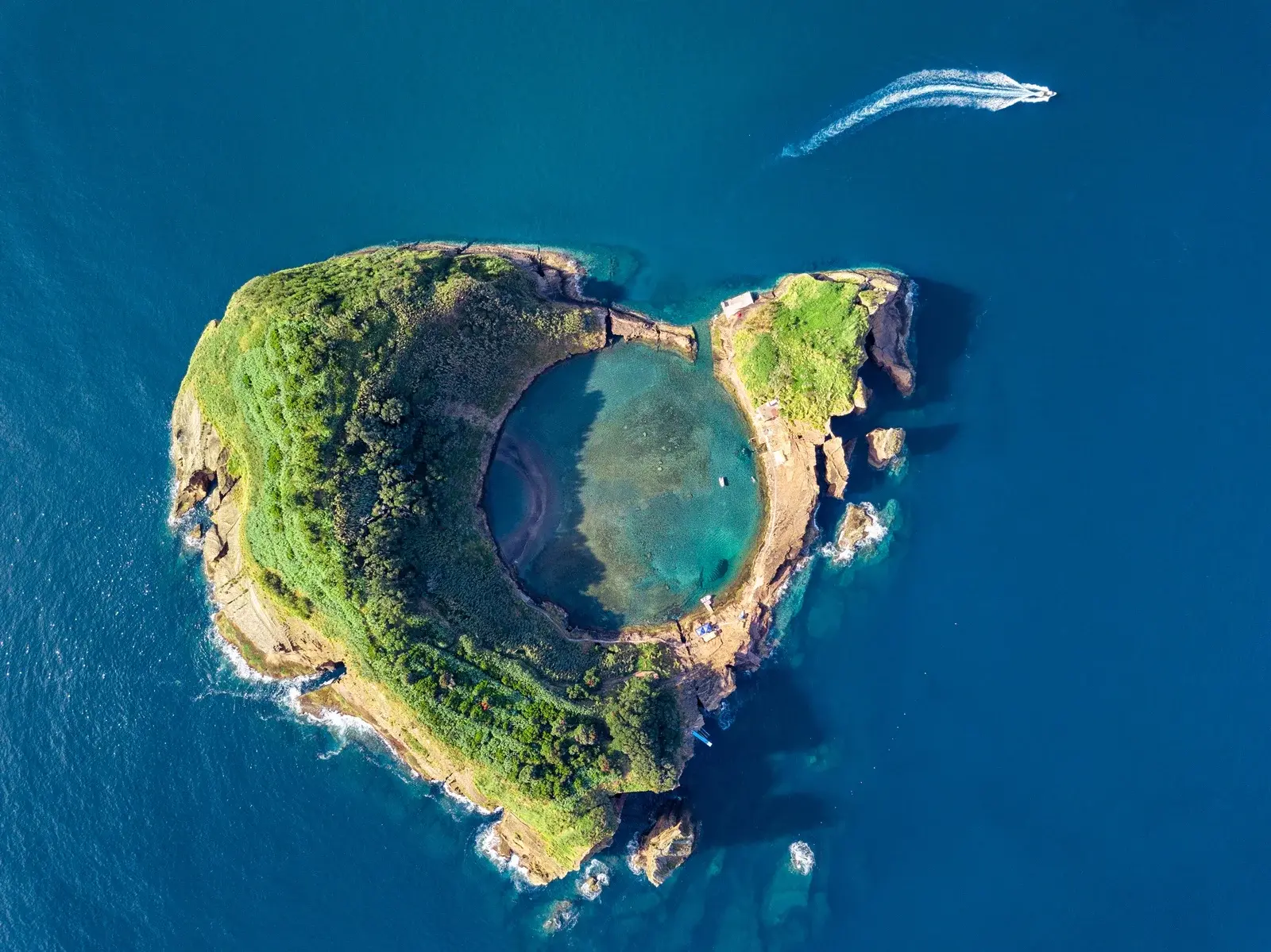 Cidades e locais em destaque ponta delgada ilha dos açores — Ilha dos Açores