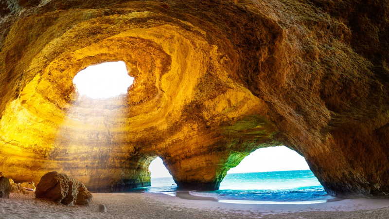 Foto do Ponto de Interesse Grutas de Benagil
