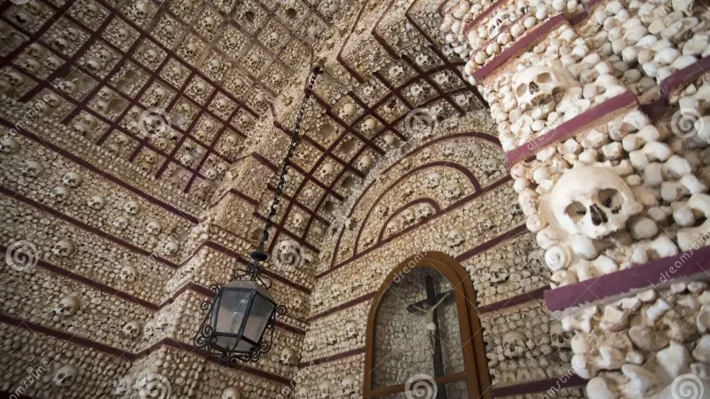 Capela dos Ossos – photo 2