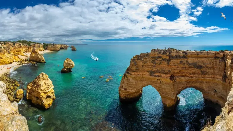 Foto do Ponto de Interesse Praia da Marinha
