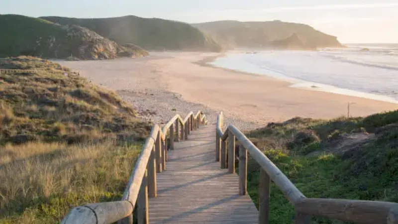 Foto do Ponto de Interesse Praia do Amado
