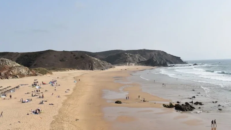 Praia do Amado – photo 9