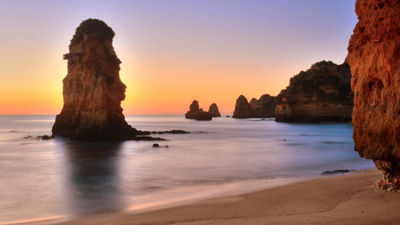 Foto do Ponto de Interesse Praia Dona Ana
