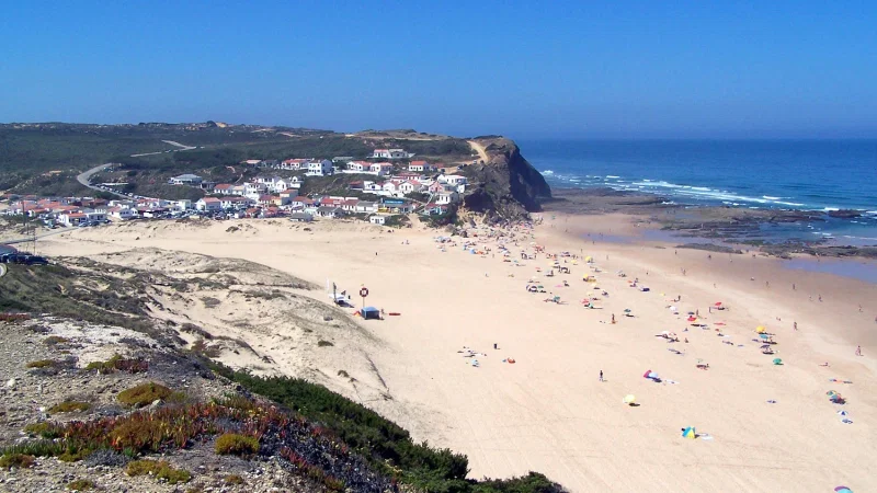 Praia de Monte Clérigo – photo 3