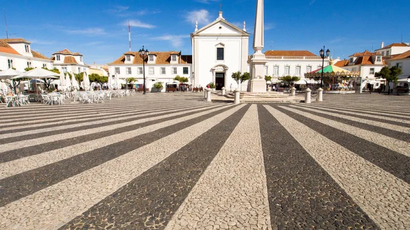 Foto do Ponto de Interesse Praça Marquês de Pombal
