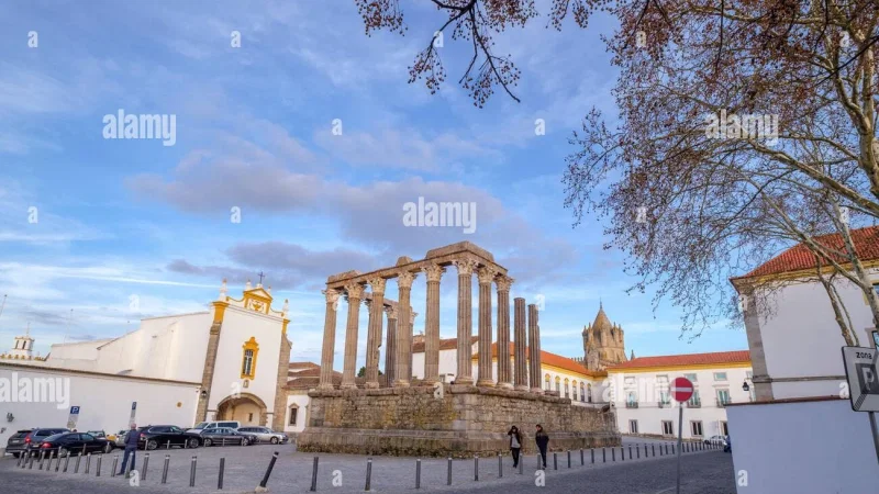 Templo Romano de Évora – photo 9
