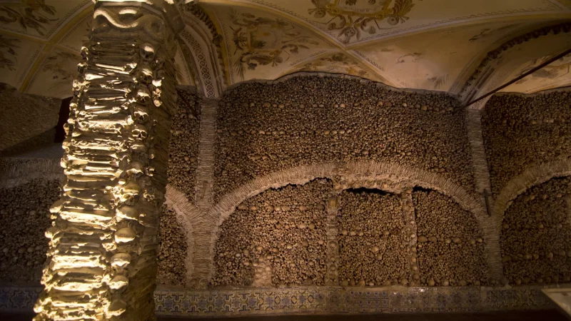Capela dos Ossos – photo 4