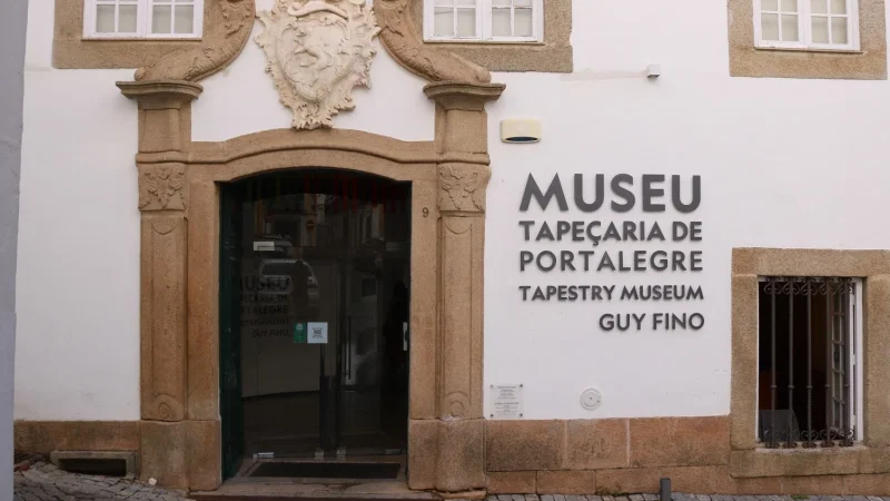Museu da Tapeçaria de Portalegre - Guy Fino – photo 4