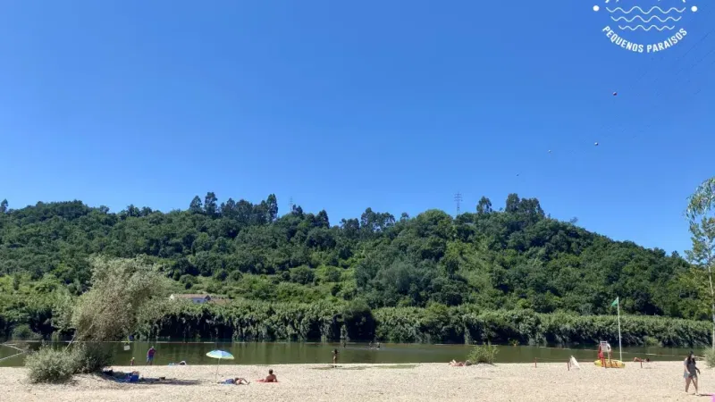 Foto da atividade Praia Fluvial do Rebolim