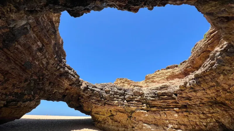 Foto do Ponto de Interesse Gruta Forno de Orca