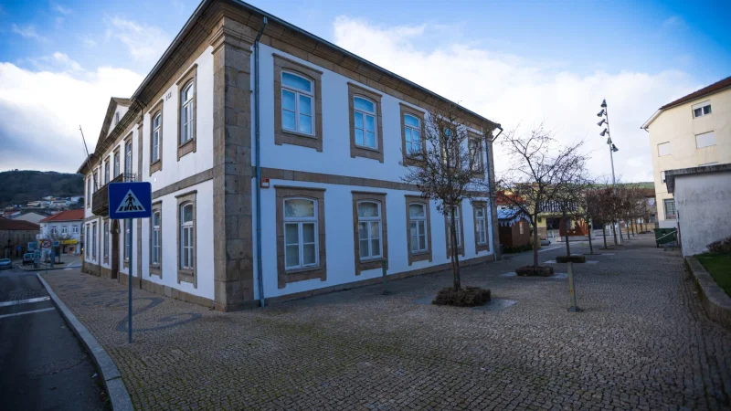 Praça de Camões – photo 2