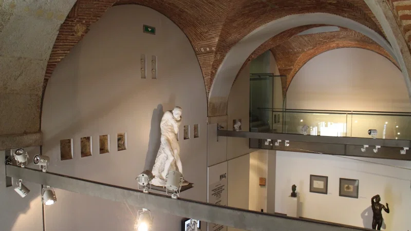Museu Nacional de Arte Contemporânea – photo 3