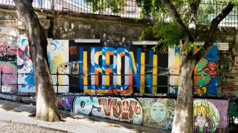 Foto do Ponto de Interesse Calçada da Glória Outdoor Art Gallery