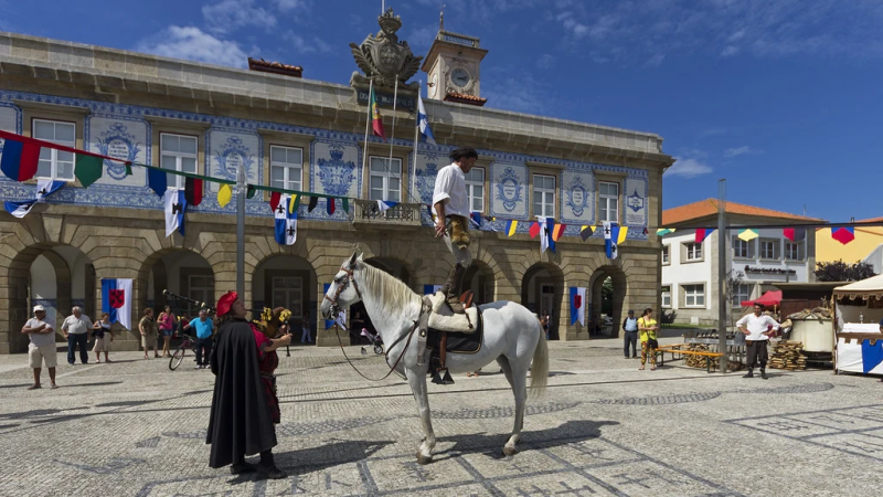 Foto do Ponto de Interesse Praça do Almada