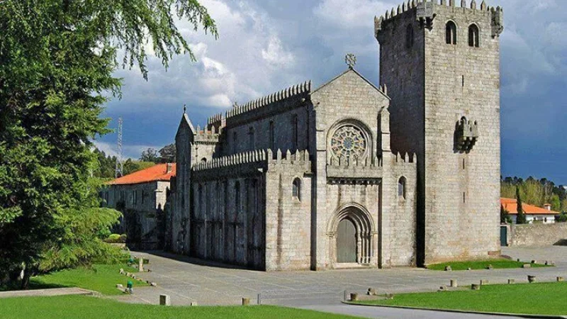 Mosteiro de Leça do Balio – photo 10
