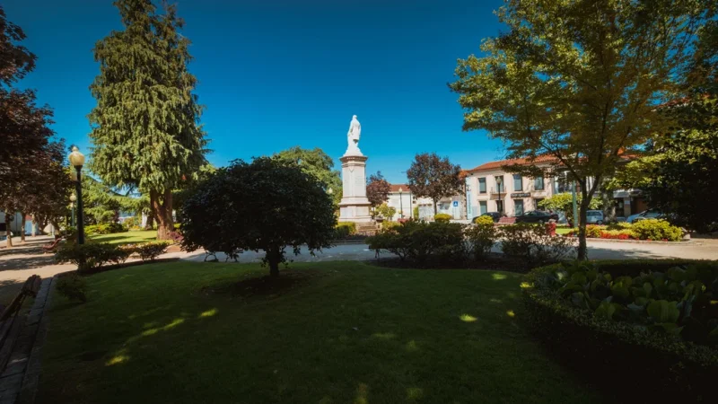 Estátua Doutor Leão de Meireles – photo 4