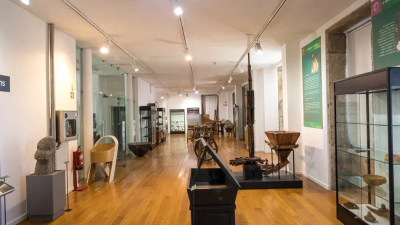 Museu Municipal de Paços de Ferreira - Museu do Móvel