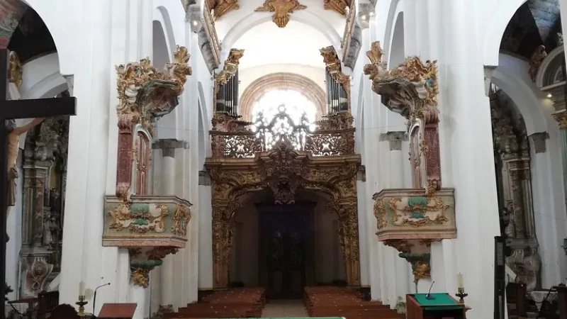 Foto do Ponto de Interesse Mosteiro de Santa Maria de Pombeiro