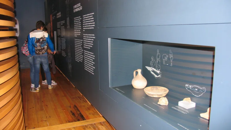 Centro de Interpretação das Minas de Ouro de Castromil e Banjas (CIMOCB)