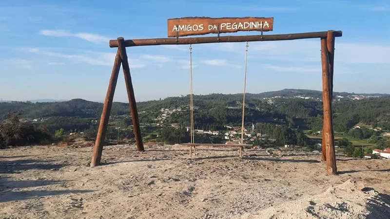 Baloiço Amigos da Pegadinha