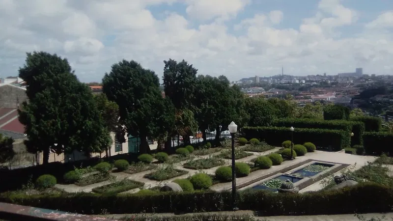 Foto do Ponto de Interesse Jardins do Palácio de Cristal