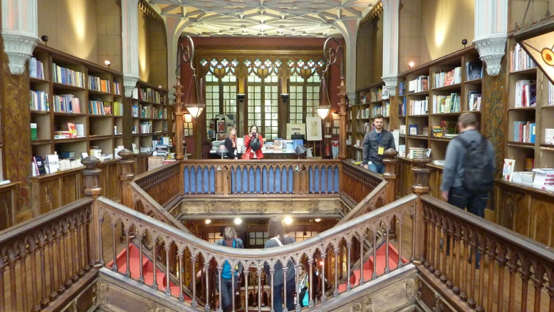Foto do Ponto de Interesse Livraria Lello