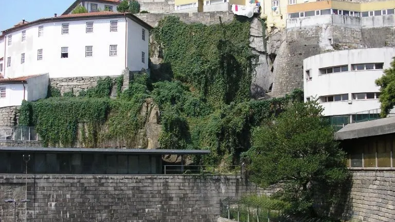 Foto do Ponto de Interesse Ribeira do Porto