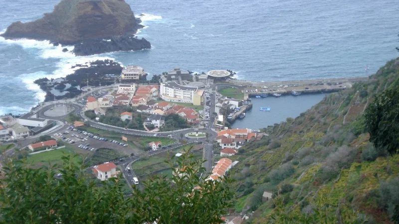 Miradouro do Cabo Calhau – photo 3