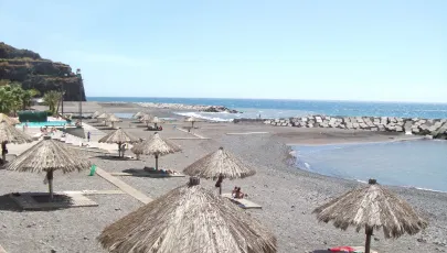 Imagem de Praia da Ribeira Brava