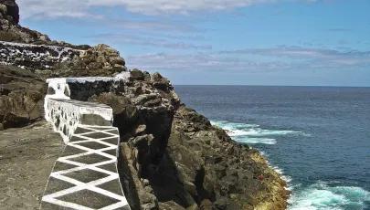 Imagem de Miradouro da Ponta do Queimado